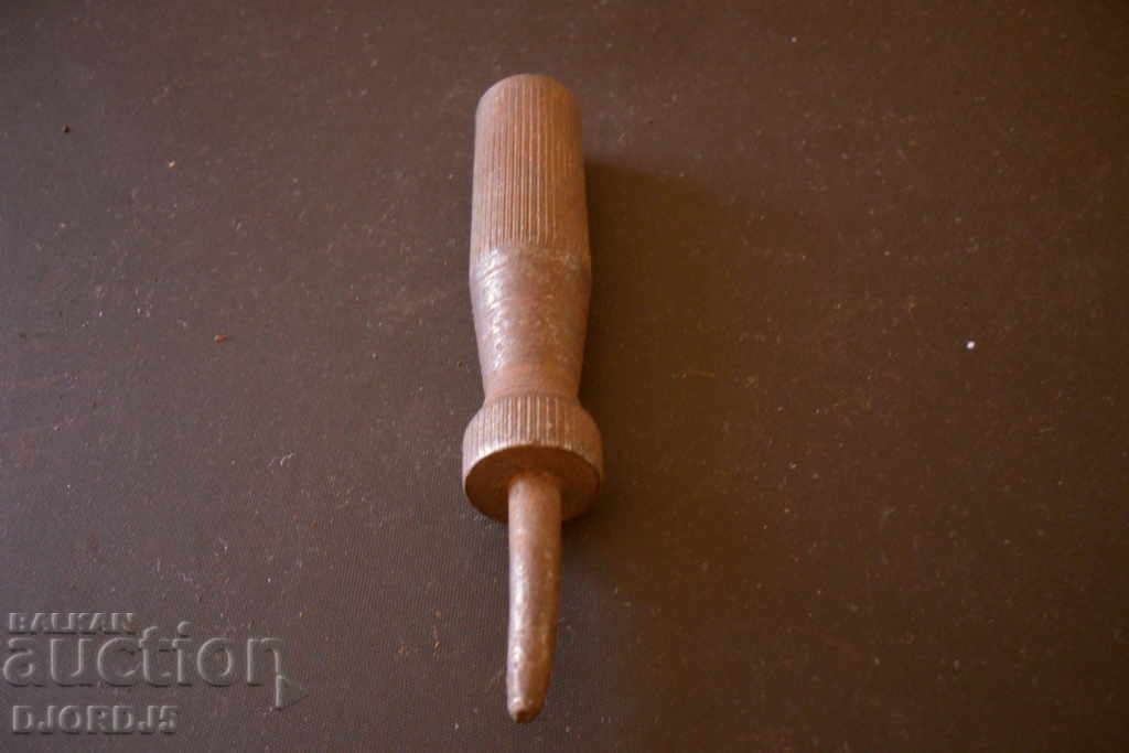 Auction An old locksmith tool Auction An old locksmith tool