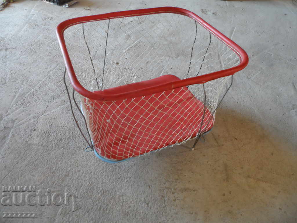 retro folding bassinet for baby - 6