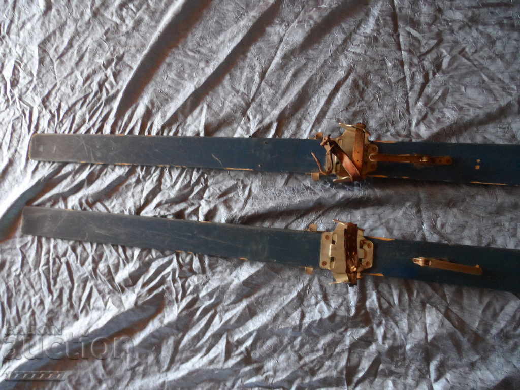 Auction RARE PIRIN TOURER SKI MODEL Auction RARE PIRIN TOURER SKI MODEL