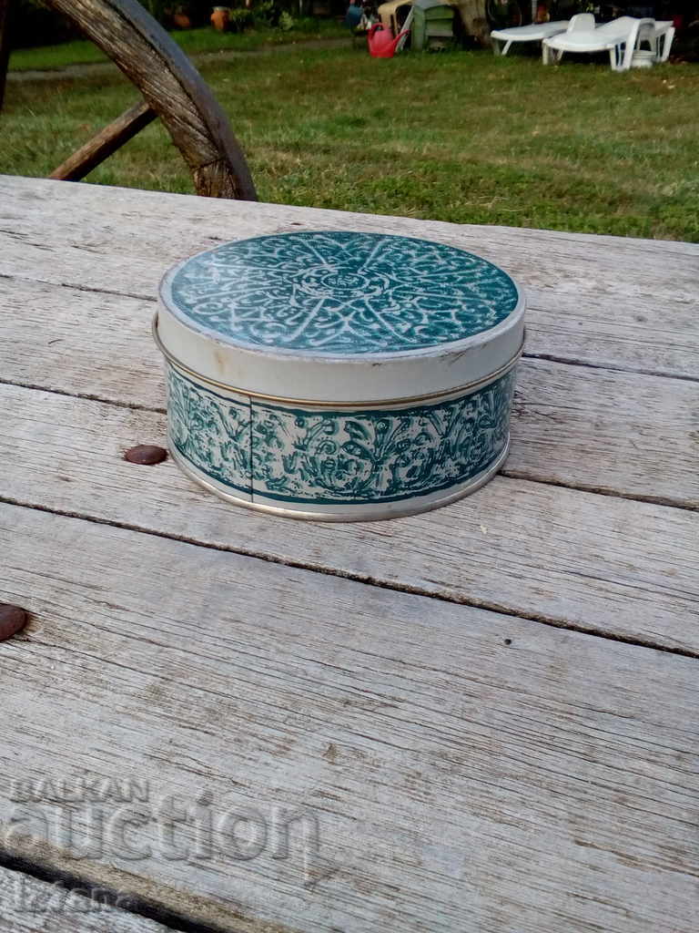 Old metal box with price 22.00 BGN | € 11.25 Old metal box with price 22.00 BGN | € 11.25