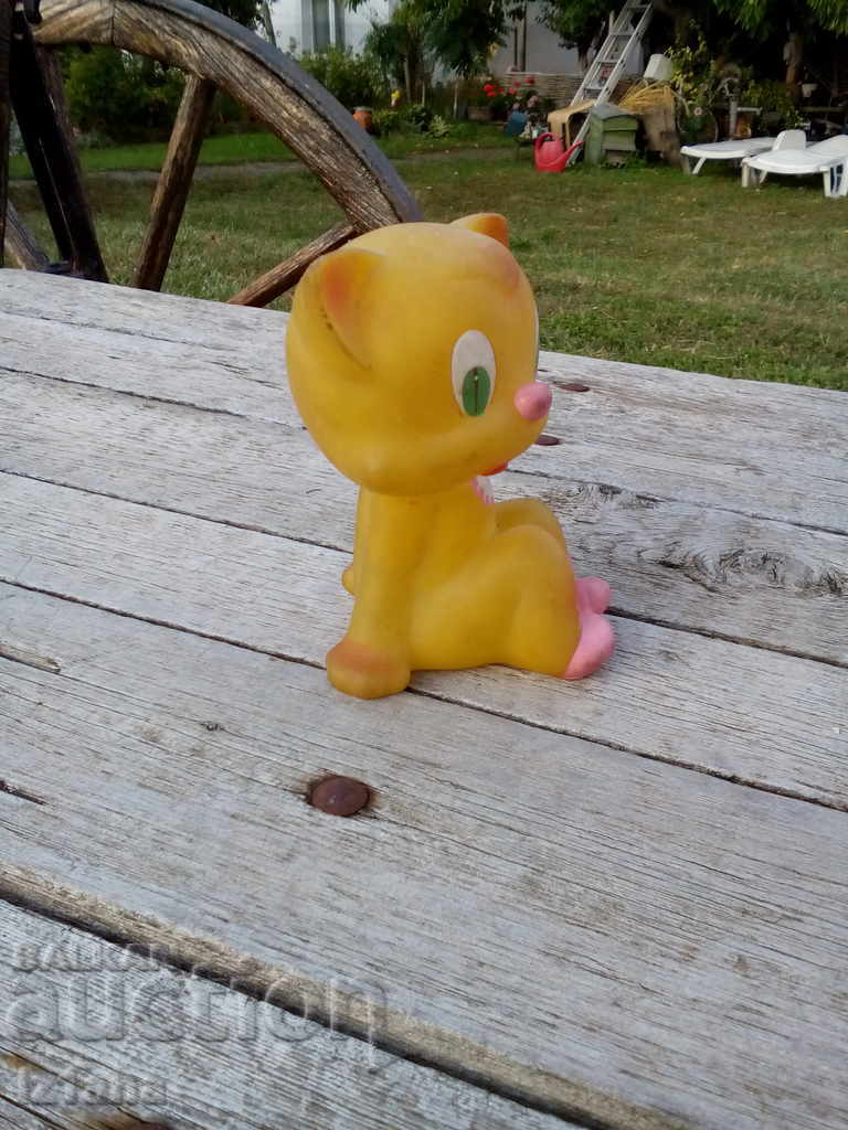 Παράδοση Παλιό παιδικό παιχνίδι, γατάκι, γάτα Παράδοση Παλιό παιδικό παιχνίδι, γατάκι, γάτα