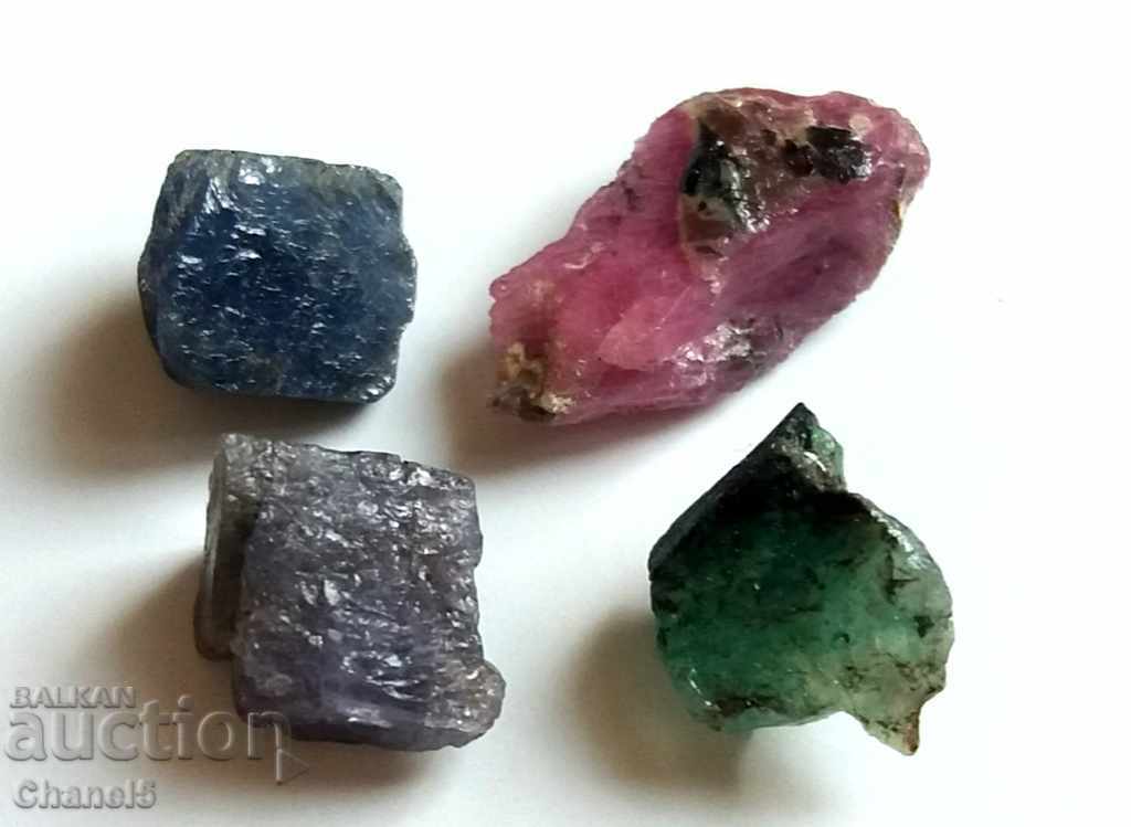 Auction NATURAL RUBY, SAPPHIR, EMERALD AND TANZANITE - 16.40 kt (212) Auction NATURAL RUBY, SAPPHIR, EMERALD AND TANZANITE - 16.40 kt (212)