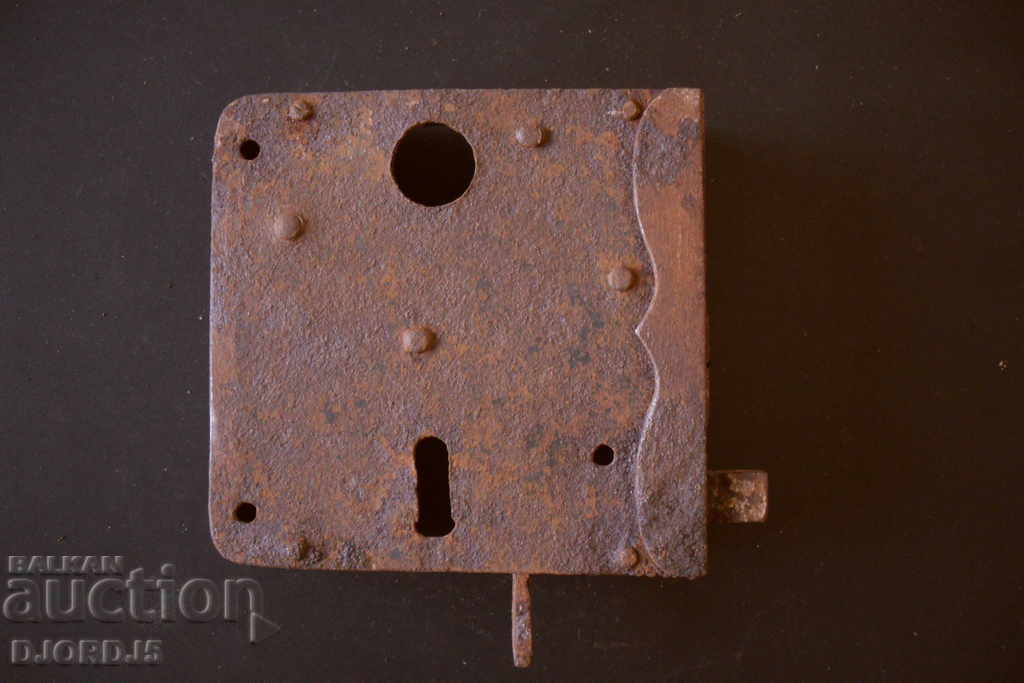 παλαιά κλειδαριά με τιμή 5.00 BGN | € 2.56 παλαιά κλειδαριά με τιμή 5.00 BGN | € 2.56