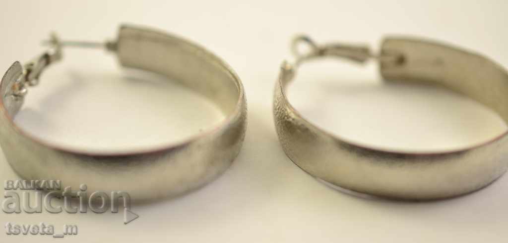 Σκουλαρίκια με τιμή € 1.00 | 1.96 BGN