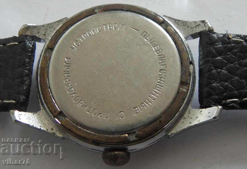 Παράδοση CLOCK CLOCK CLOCK CLOCK Παράδοση CLOCK CLOCK CLOCK CLOCK