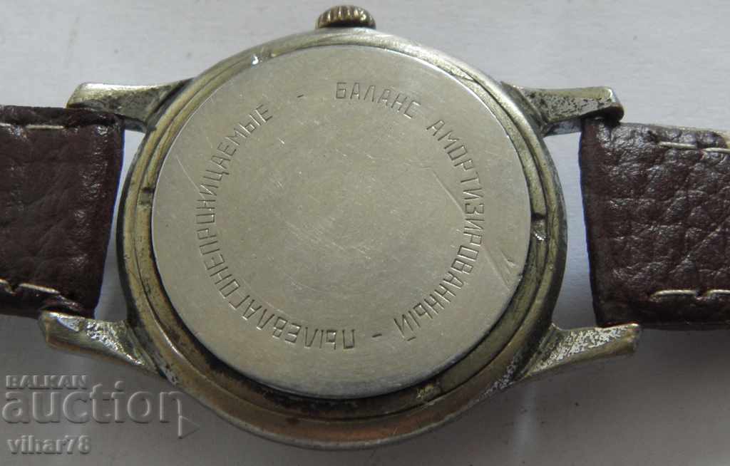 Παράδοση CLOCK CLOCK CLOCK CLOCK Παράδοση CLOCK CLOCK CLOCK CLOCK