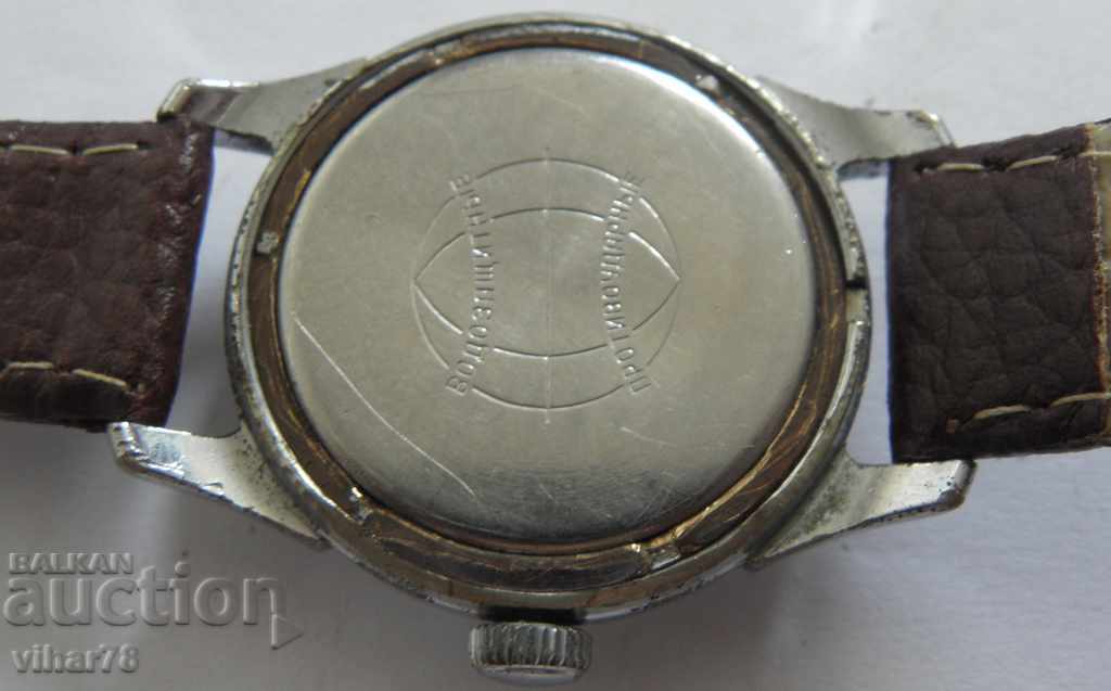 Livrarea MAN CLOCK CLOCK CLOCK Livrarea MAN CLOCK CLOCK CLOCK