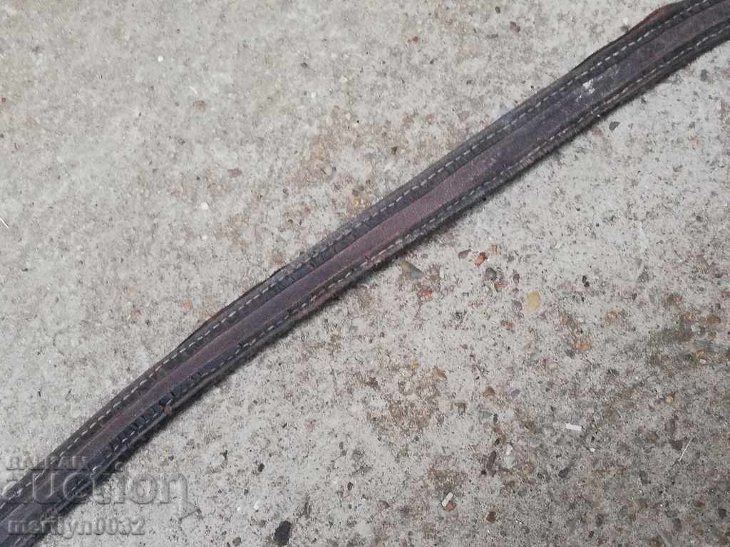 Livrarea Curea veche din piele tesuta manual pentru costum albastru din margele pafti Livrarea Curea veche din piele tesuta manual pentru costum albastru din margele pafti