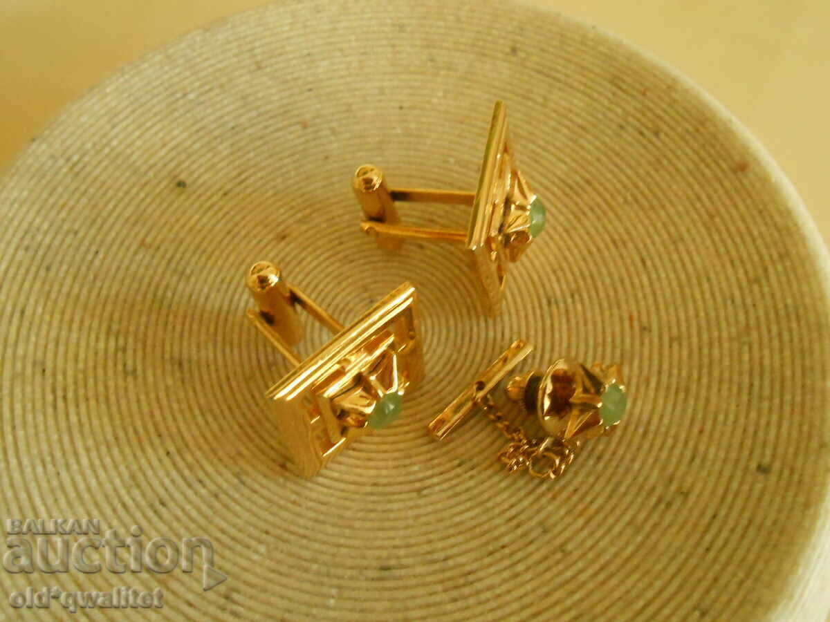 Παλιά, όμορφα ΜΑΝΙΚΙΑ, μανικετόκουμπα με τιμή 227.00 BGN | € 116.06 Παλιά, όμορφα ΜΑΝΙΚΙΑ, μανικετόκουμπα με τιμή 227.00 BGN | € 116.06