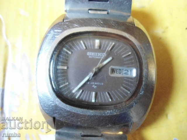 Delivery of Seiko 19 Jewels Automatic 7006-5000 Vintage Delivery of Seiko 19 Jewels Automatic 7006-5000 Vintage