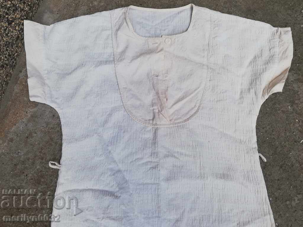 Women's kenara shirt wearing kenar embroidery with price 67.00 BGN | € 34.26 Women's kenara shirt wearing kenar embroidery with price 67.00 BGN | € 34.26