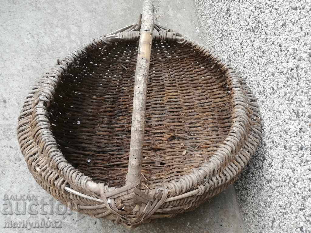 Old wicker basket paner basket with price 48.00 BGN | € 24.54 Old wicker basket paner basket with price 48.00 BGN | € 24.54