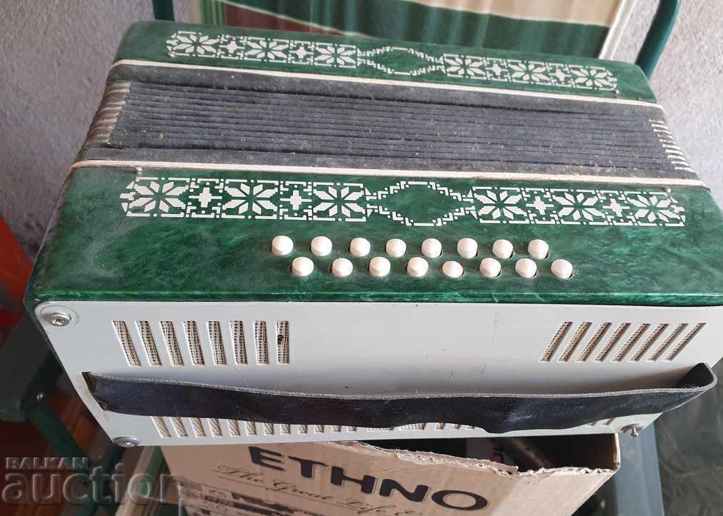 Auction Accordon Auction Accordon