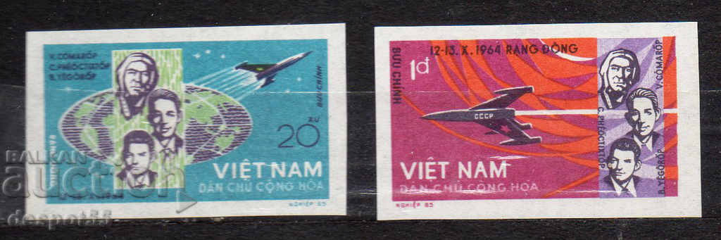 1965. Vietnam. Lansarea navei spațiale sovietice pentru răsărit.