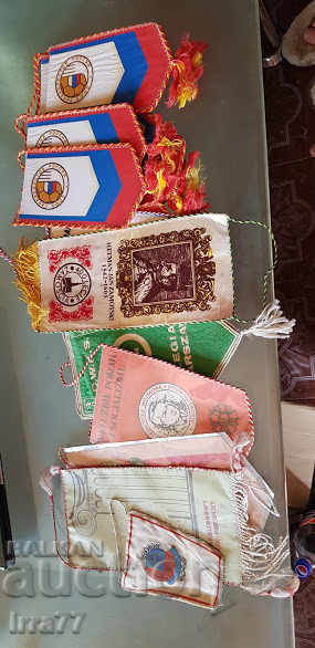 lot collector flags with price 35.00 BGN | € 17.90