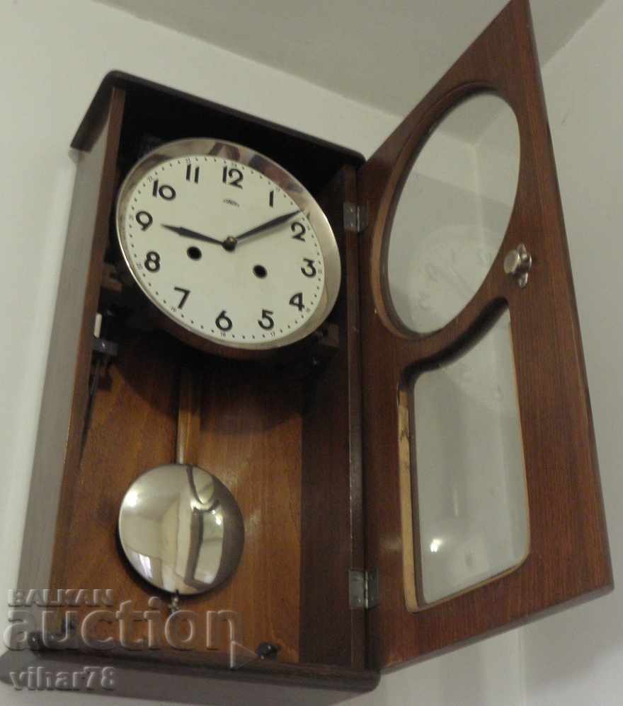 Auction PRIM-PRIM WALL CLOCK Auction PRIM-PRIM WALL CLOCK