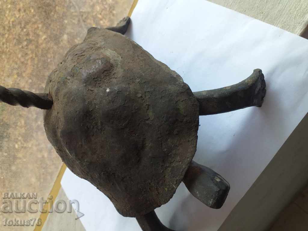 OLD WROUGHT IRON TORTOISE SNAKE STAND with price 160.00 BGN | € 81.81