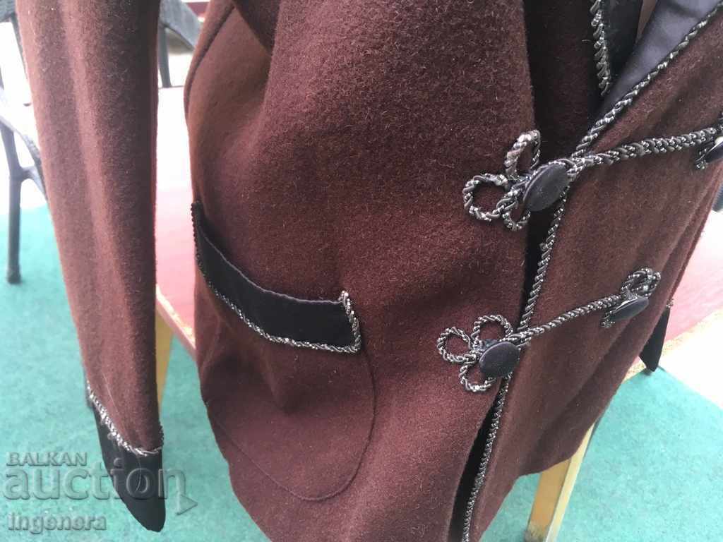 RETROLE DE RĂZBATĂ A FEMEILOR FEMEI cu preț 16.00 BGN | € 8.18