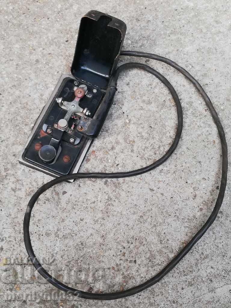 Morse key part of a Morse system apparatus - 5