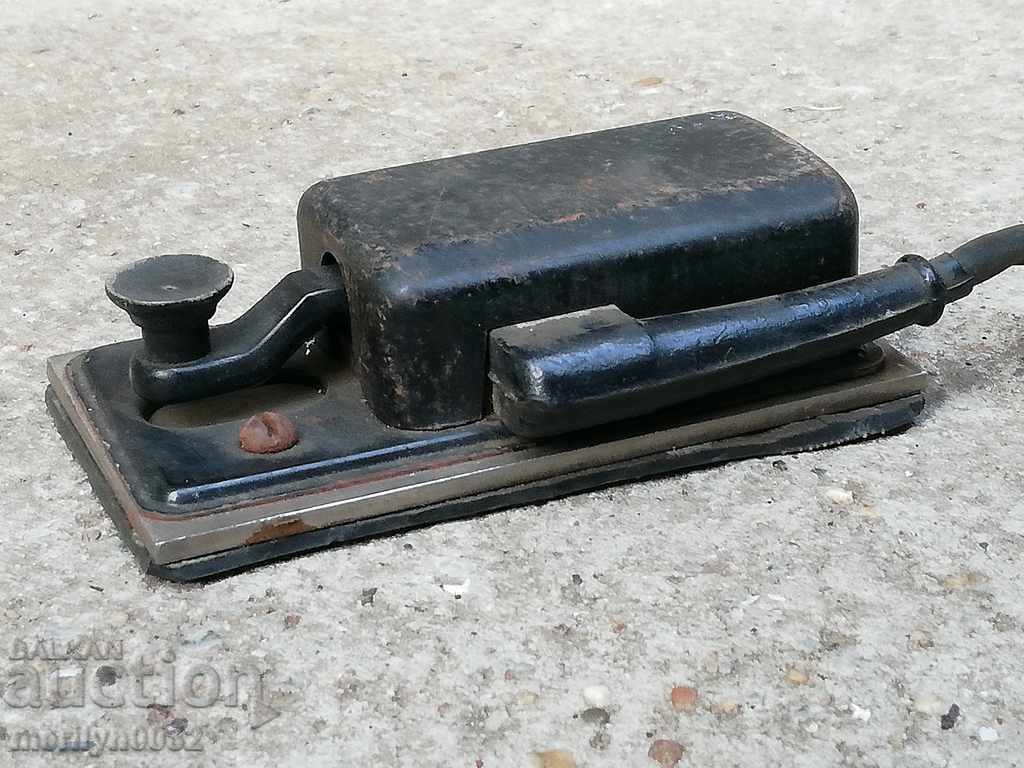 Morse key part of a Morse system apparatus