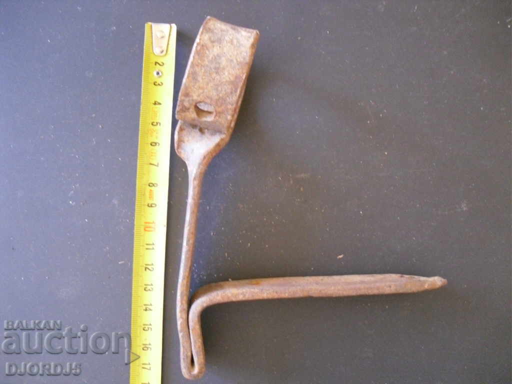 Auction Old wrought iron Auction Old wrought iron