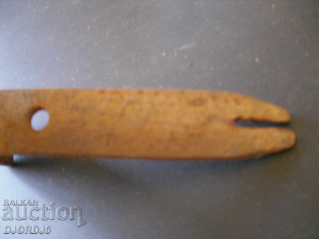 Delivery of Old wrought iron Delivery of Old wrought iron