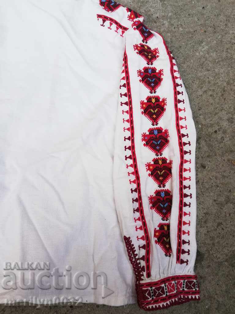 Delivery of Children's woven shirt with Bulgarian embroidery folk costume embroidery Delivery of Children's woven shirt with Bulgarian embroidery folk costume embroidery