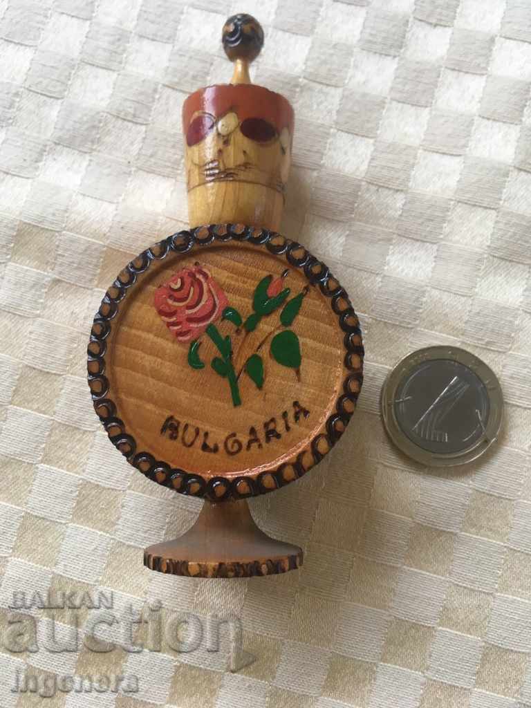 VINTAGE BULGARIAN-MADE MUSCAL FROM THE SOCIALIST ERA