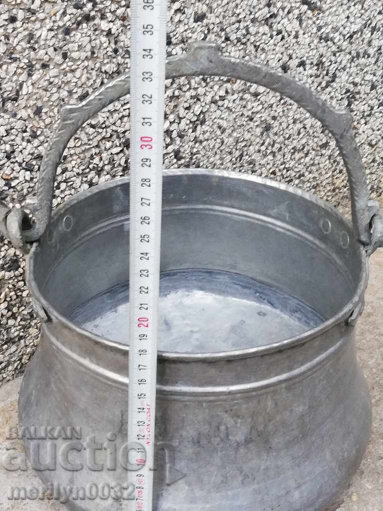 Tin boned, boiler, baker, copper pot - 6 Tin boned, boiler, baker, copper pot - 6