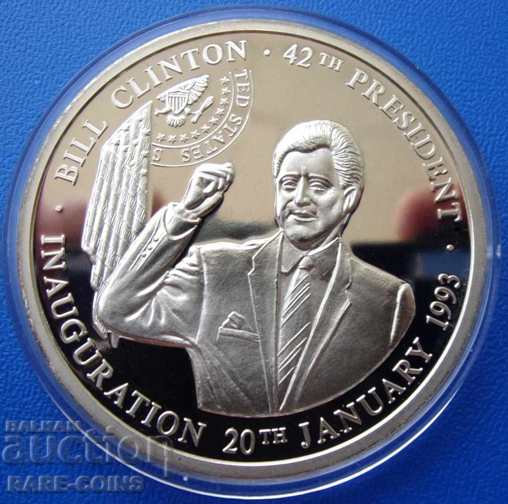 RS (7) US 42nd President 1993 UNC Medal