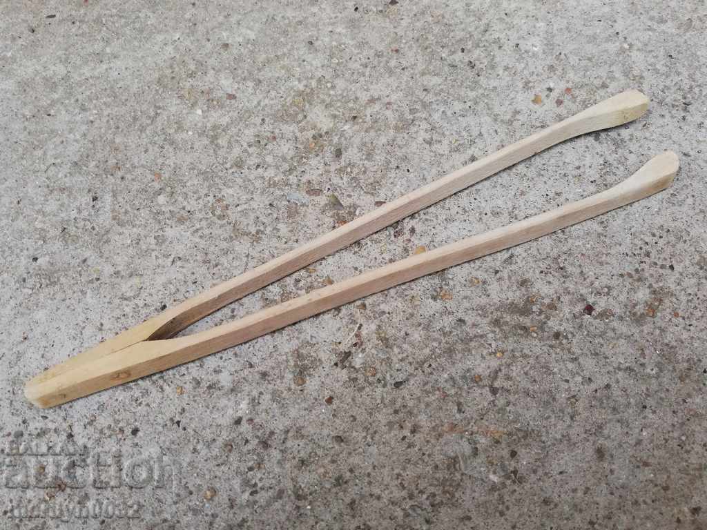 Old wooden pinch wood wooden with price 25.00 BGN | € 12.78 Old wooden pinch wood wooden with price 25.00 BGN | € 12.78