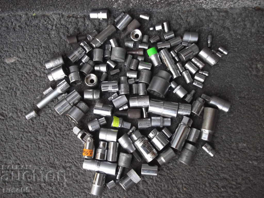 Licitație Lot de 122 buc. inserții (pietre) pentru gidoria