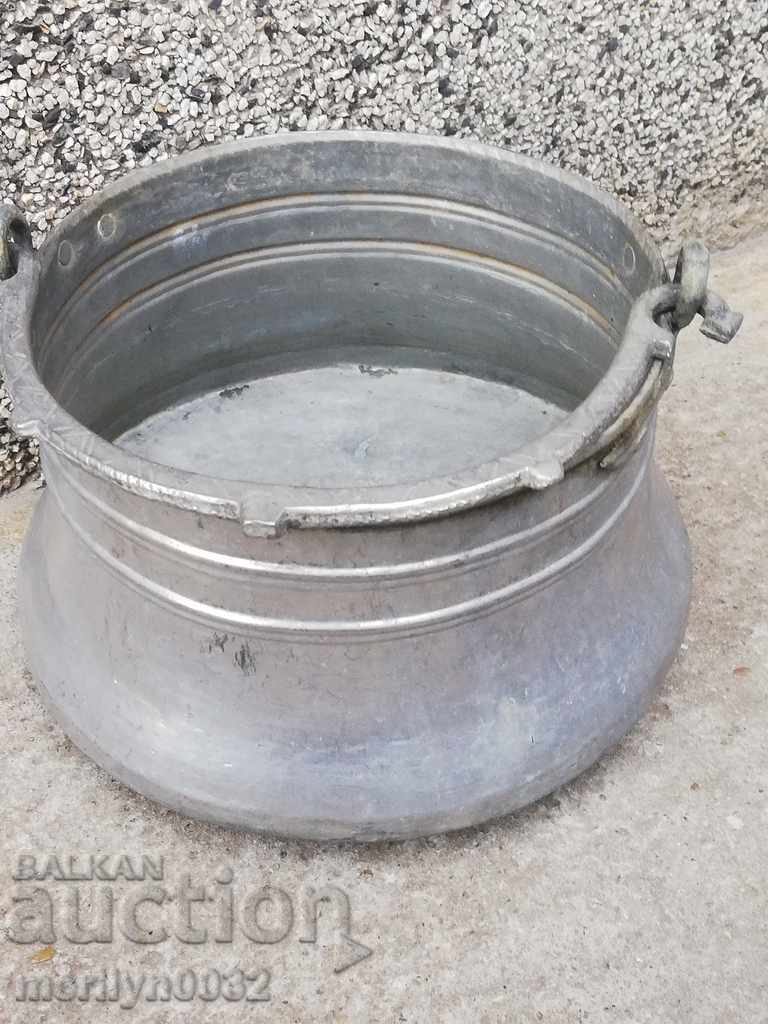 Tin boned, boiler, baker, copper pot - 6 Tin boned, boiler, baker, copper pot - 6