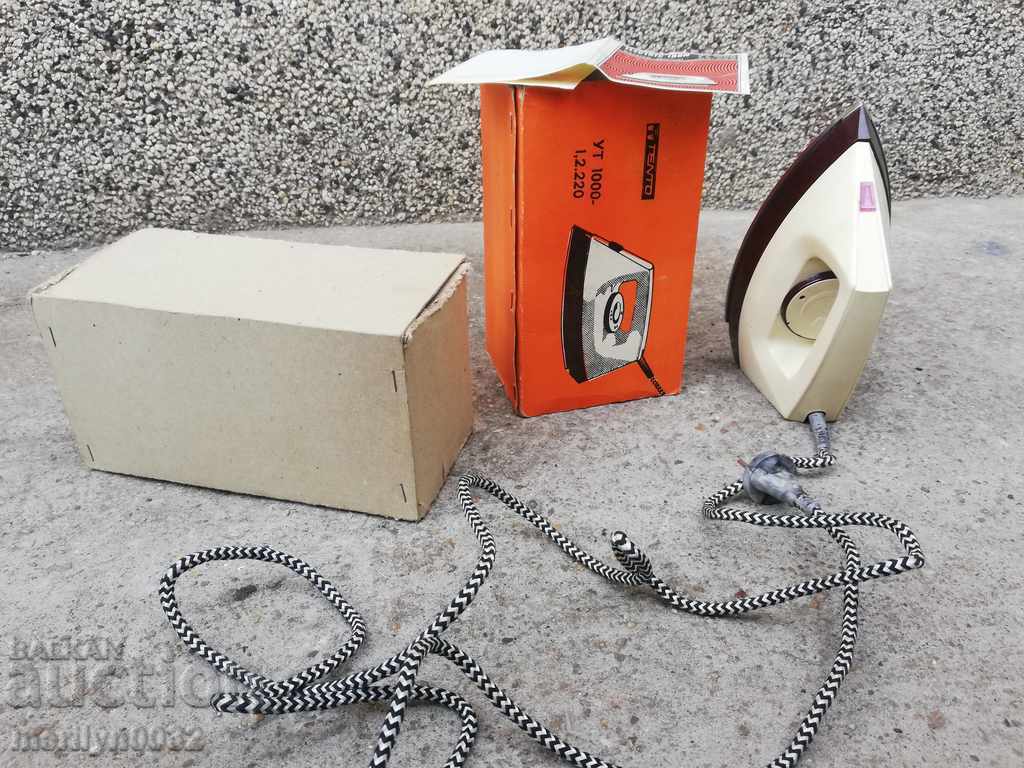Auction Russian electric iron USSR TENTO not used in packaging Auction Russian electric iron USSR TENTO not used in packaging