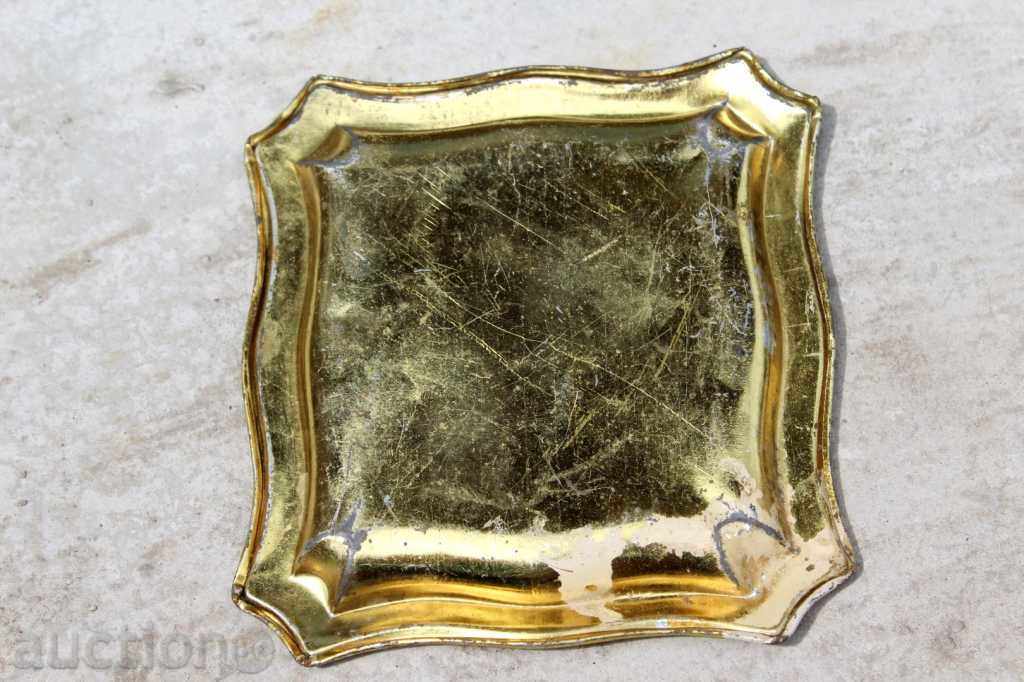 Delivery of . 19 CENTURY METAL LITHOGRAPHY JERUSALEM HADJIYA ASHTRAY? Delivery of . 19 CENTURY METAL LITHOGRAPHY JERUSALEM HADJIYA ASHTRAY?