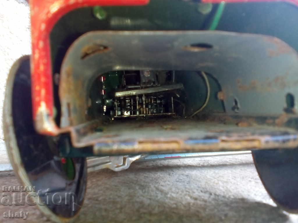 Large Metal Plate. Locomotive. - 5 Large Metal Plate. Locomotive. - 5