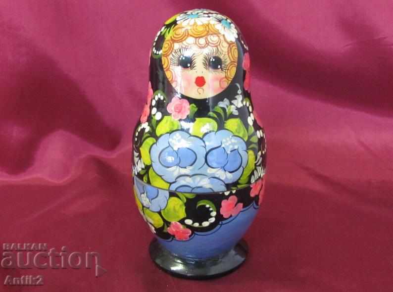 Παλιά ξύλινη κούκλα Matryoshka με τιμή 60.00 BGN | € 30.68 Παλιά ξύλινη κούκλα Matryoshka με τιμή 60.00 BGN | € 30.68