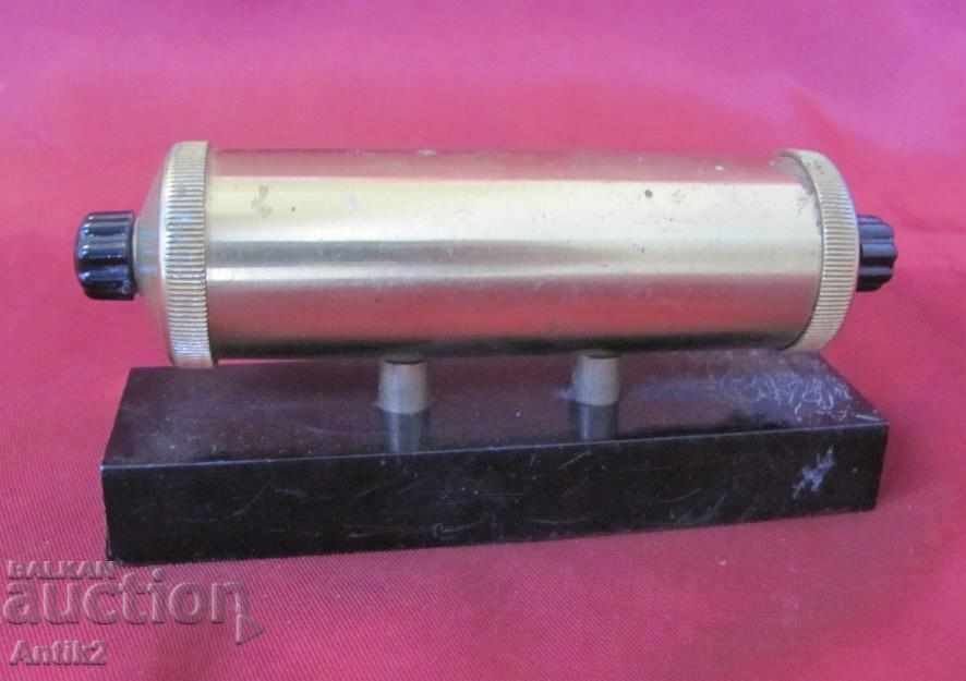 50's Old Desktop Metal Calendar - 7 50's Old Desktop Metal Calendar - 7