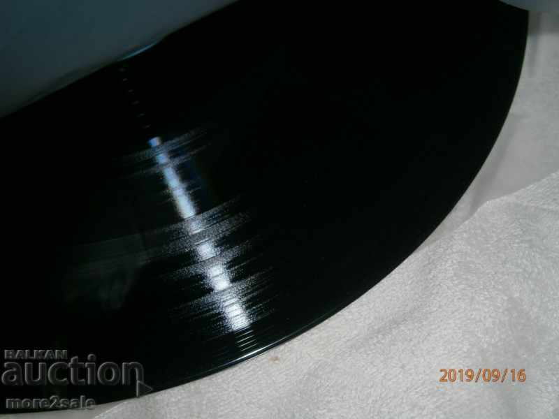 Delivery of GEORGE GERSHWIN - F MAJOR FOR PIANO - OPUS - CZECHOSLOVAKIA Delivery of GEORGE GERSHWIN - F MAJOR FOR PIANO - OPUS - CZECHOSLOVAKIA