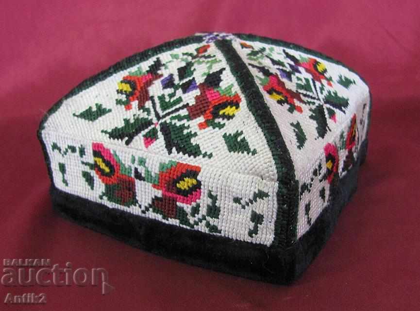 Old Muslim Men's Hat with price 60.00 BGN | € 30.68