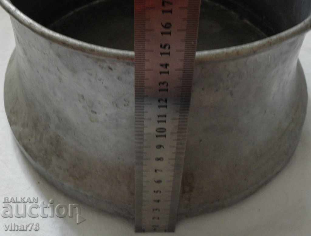 Delivery of Tin boned, boiler, baker, copper pot Delivery of Tin boned, boiler, baker, copper pot