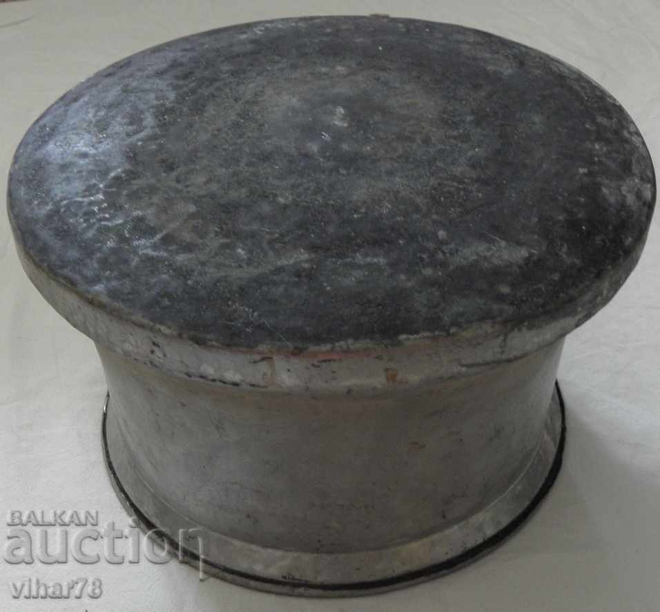 Tin boned, boiler, baker, copper pot - 6 Tin boned, boiler, baker, copper pot - 6