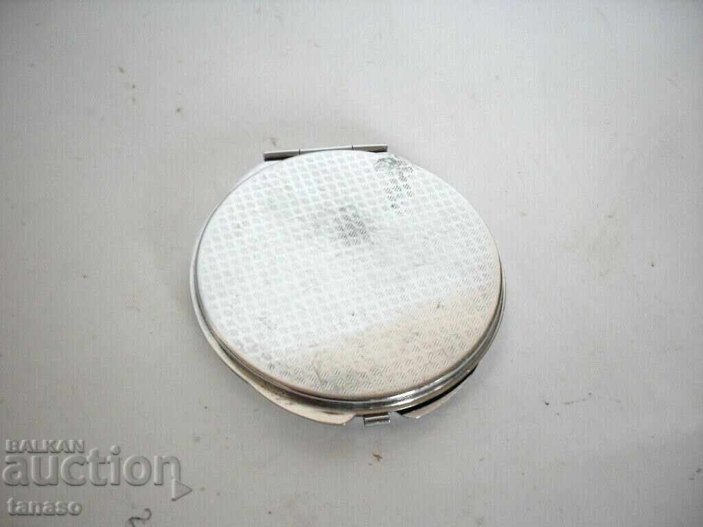 Delivery of Old small folding mirror, Sozopol