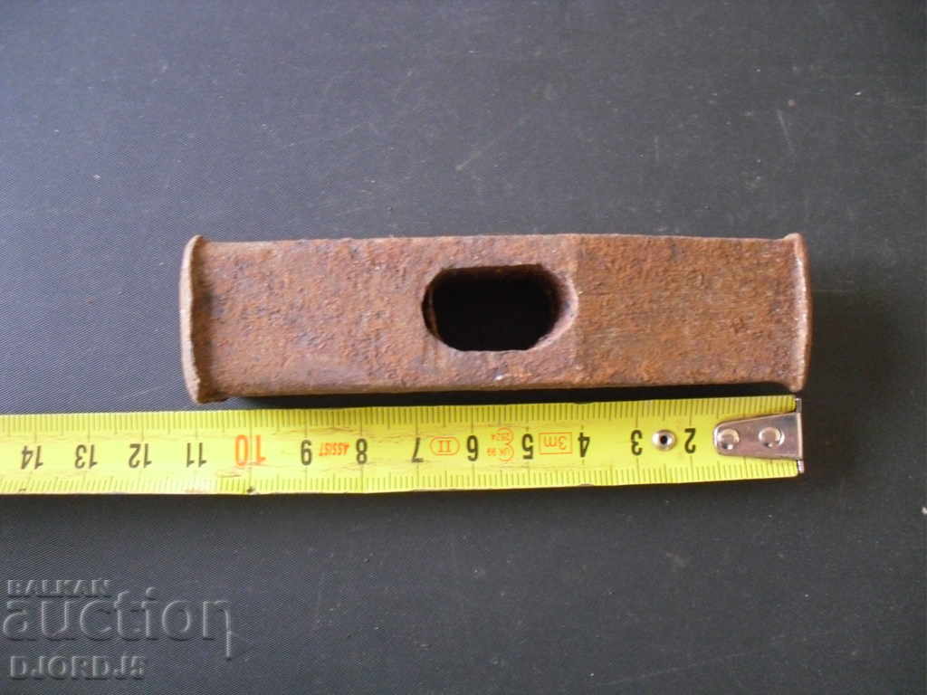 Старо чукче с цена 2.00 лв. | € 1.02 Старо чукче с цена 2.00 лв. | € 1.02