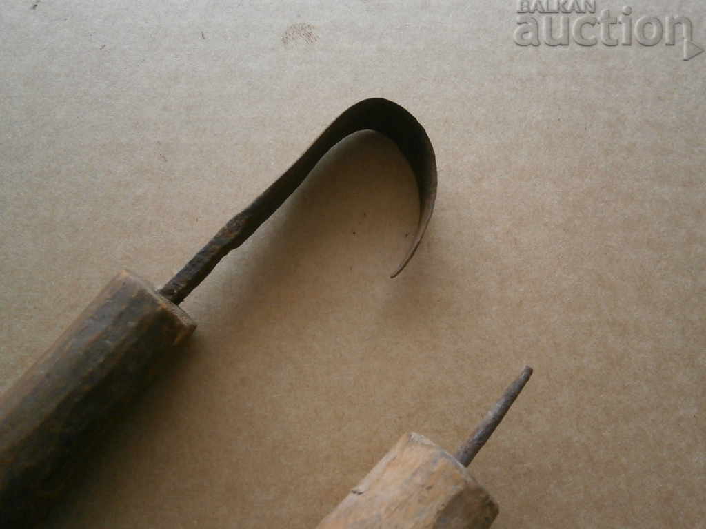 antique primitive instruments lot with price 21.00 BGN | € 10.74 antique primitive instruments lot with price 21.00 BGN | € 10.74