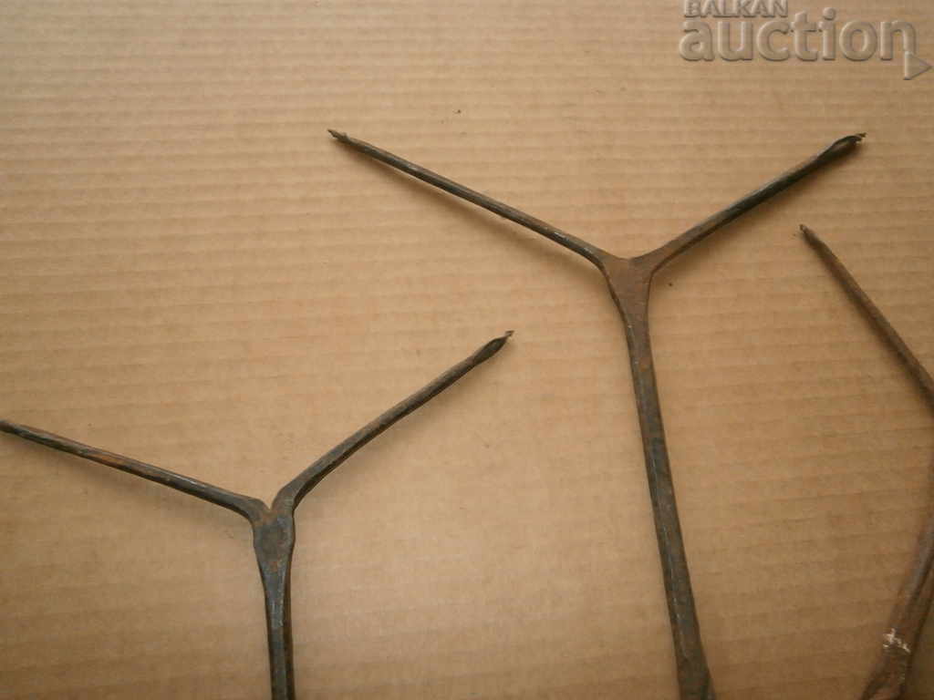 Auction antique primitive instruments lot Auction antique primitive instruments lot