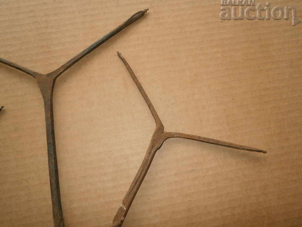 Delivery of antique primitive instruments lot Delivery of antique primitive instruments lot