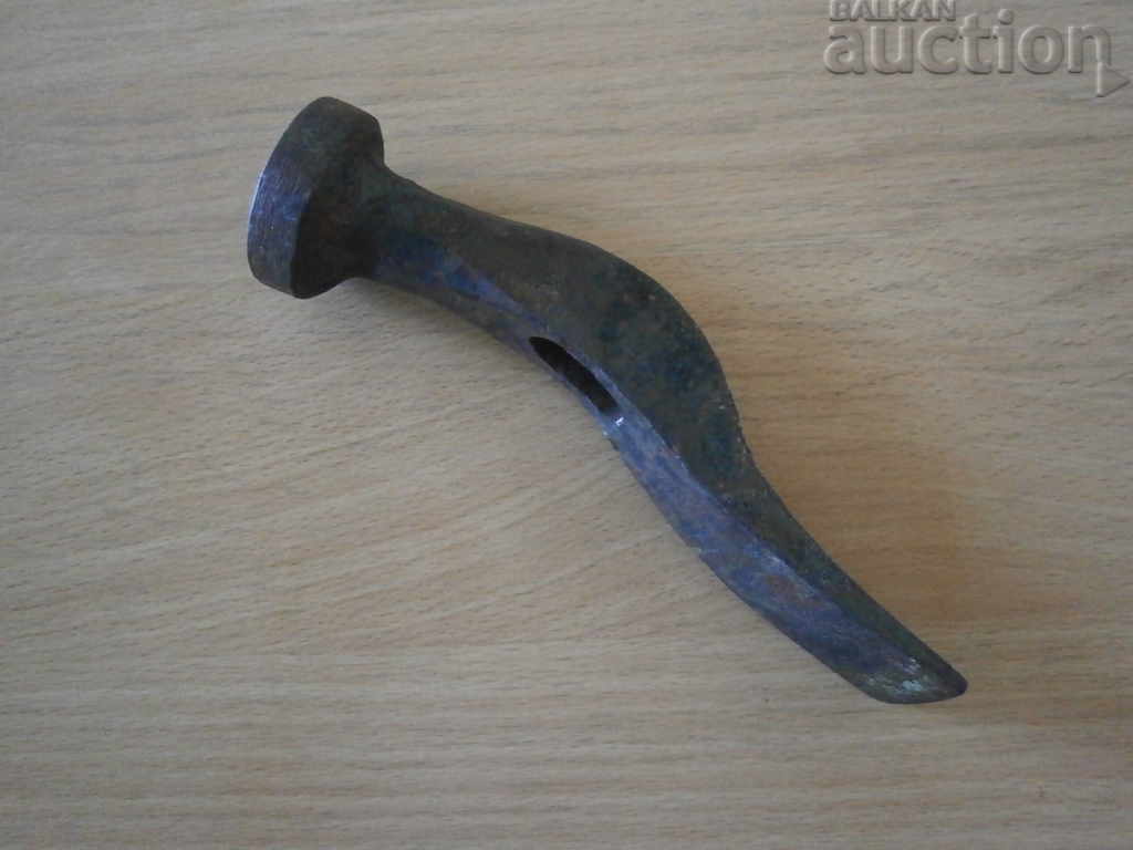 Auction old master hammer not used Auction old master hammer not used