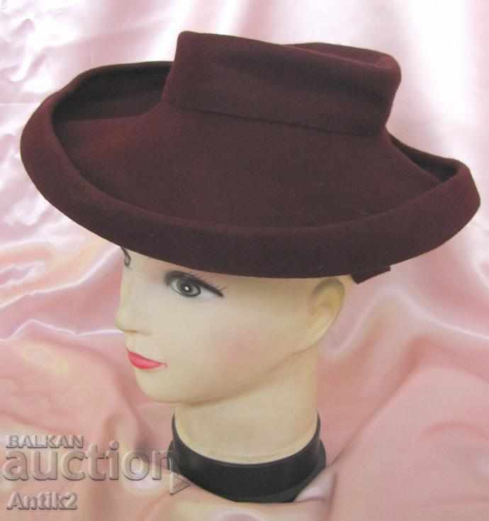 19th Century Original Ladies Hat Felt with price 90.00 BGN | € 46.02 19th Century Original Ladies Hat Felt with price 90.00 BGN | € 46.02