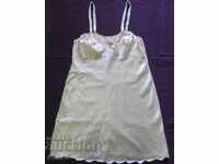 20-те Дамски Комбинизон, Нощница сатен и рязана бродерия